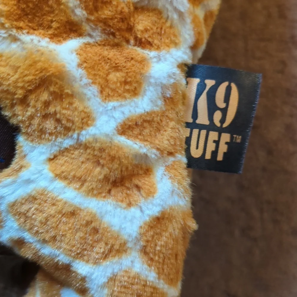 K9 stuff adorable giraffe